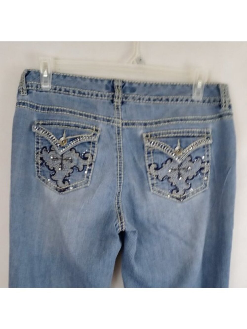 Nine West Embroidered Jeweled Whiskered Distressed Double Button Jeans 12/30